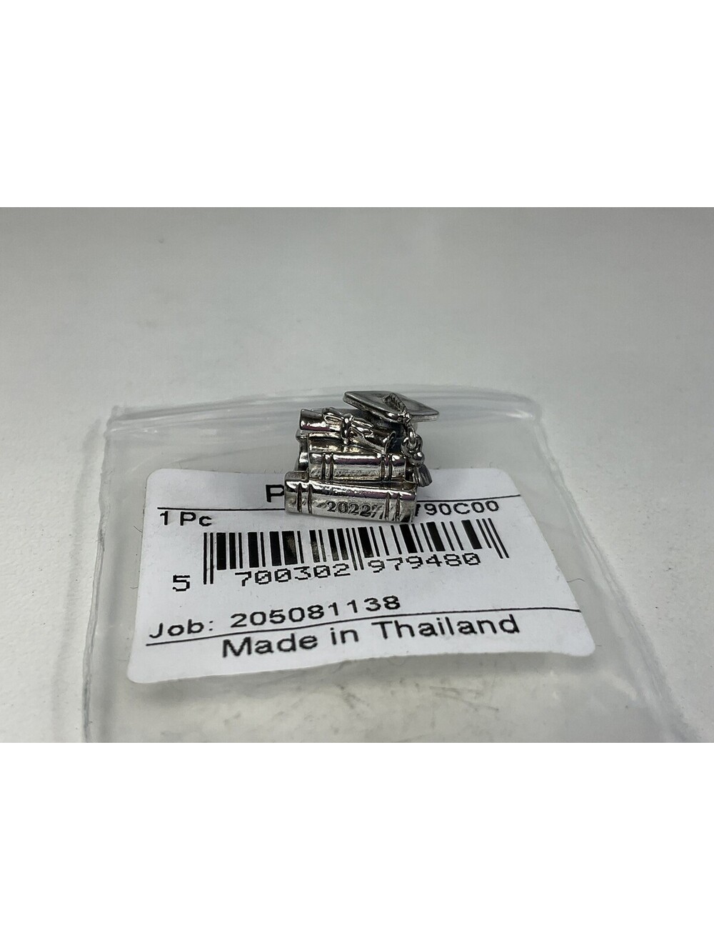 Pandora 2022 Graduation Books Charm NEW